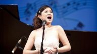 组图：李郁茹获声乐大赛女声银奖