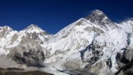 珠峰遇死劫奇迹生还 美国女登山家在家中摔死