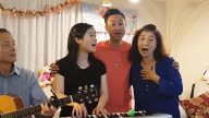 大飽耳福！一家四口「大歌星」不同樂器伴奏串燒金曲