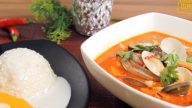 泰式酸辣海鲜汤 搭配芒果糯米饭 好美味（视频）