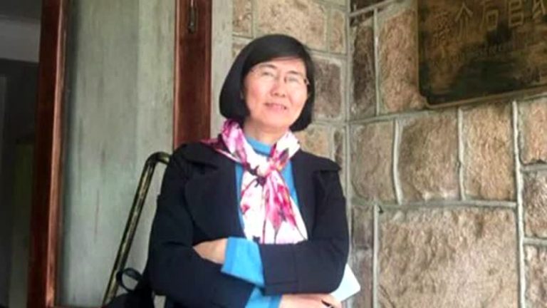 王宇被禁出境探望病兒 律師：中共沒人性