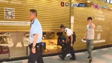 香港3匪持鐵槌當街搶劫 得手值2千萬名錶逃逸