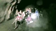 泰国溶洞失踪13人生还 千人搜救终有果