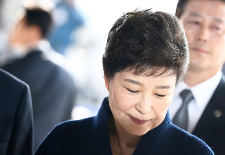 朴槿惠另涉2案 加重罪刑8年沒收33億韓元