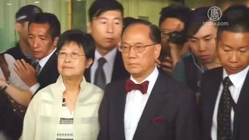 前香港特首曾蔭權再入獄 減刑到12個月