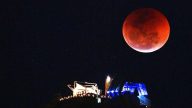 全球共賞本世紀最長「血月」歷時103分鐘