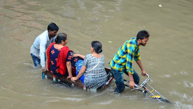 印北洪災肆虐釀70死 新德里撤3000人