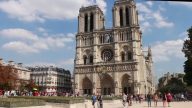 法聖母院建築瀕危 遊客：維護遺產世界有責