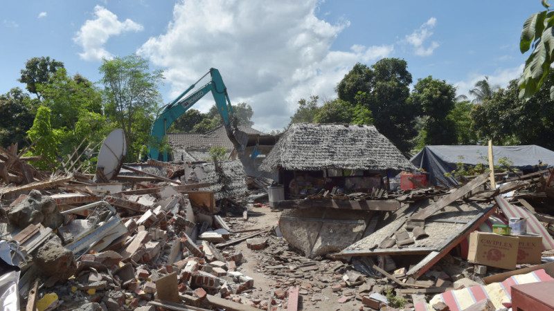 印尼龙目岛再发6.3级地震 居民尖叫跑到路上(视频)