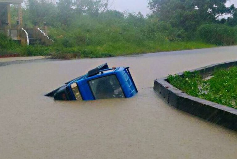 致災性暴雨襲擊南台灣 嘉義鹿草達820毫米 已知1死11傷