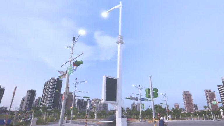 路燈成為物聯網載具 智慧城市第一哩路
