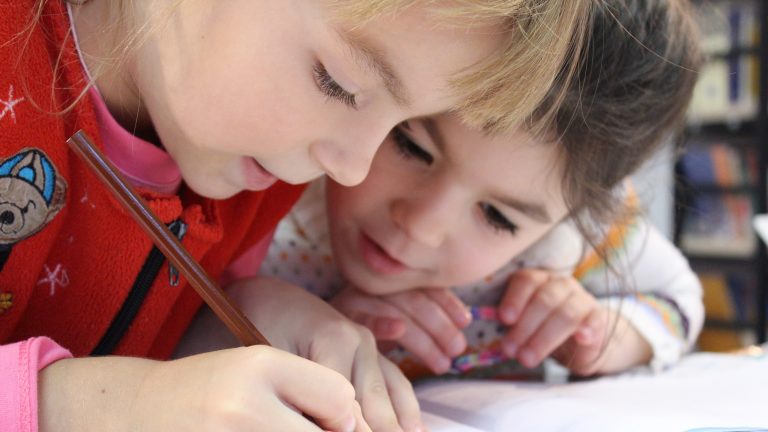 如何幫助孩子學業有成？父母可學這4招