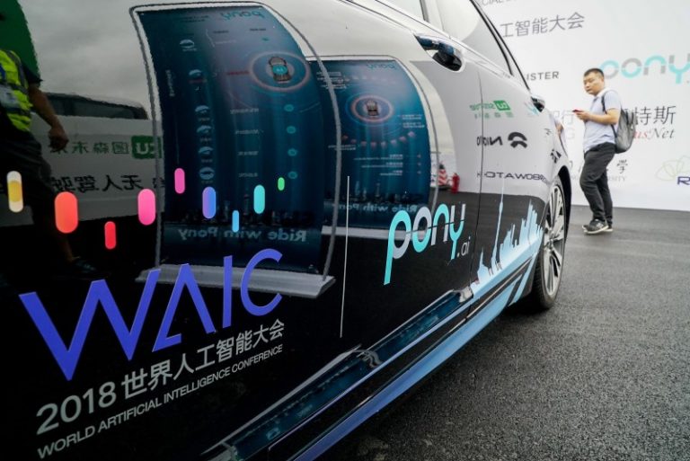 私企退場論引發持續恐慌  劉鶴講話疑似維穩