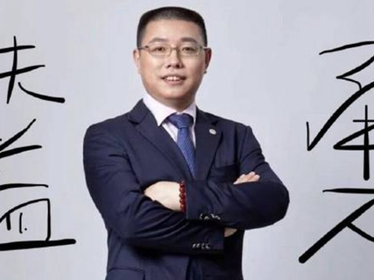 「小三」染艾滋 怒曝平安集團高管身份