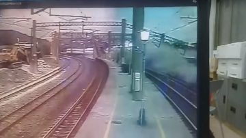 台鐵列車翻車事故 影片曝光：嘎嘎怪聲爆火花(視頻)