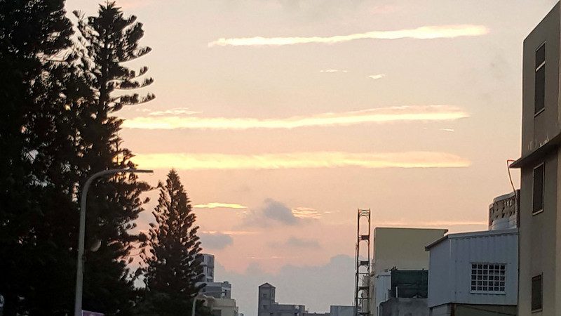 澎湖天空出现3条线 气象站给出答案