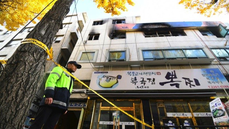 首尔出租公寓惊传火警 酿7死11伤