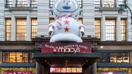 紐約梅西百貨櫥窗秀 小雪人拯救聖誕節