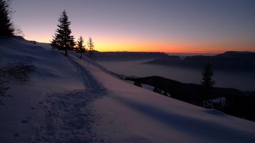 天寒应节气 冬至送旧年