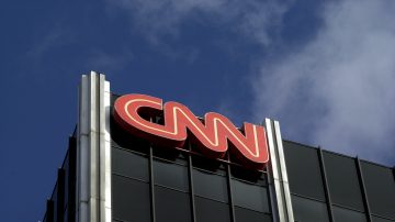 聖地亞哥電視台支持建牆 CNN拒報實情被曝光