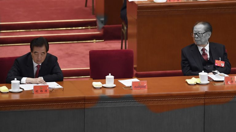 三次暗殺驚心動魄 一鏡頭泄江澤民胡錦濤積怨之深