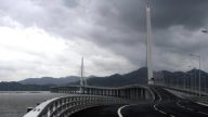 深圳湾大桥通车12年钢缆折断  专家疑国企生产保养马虎