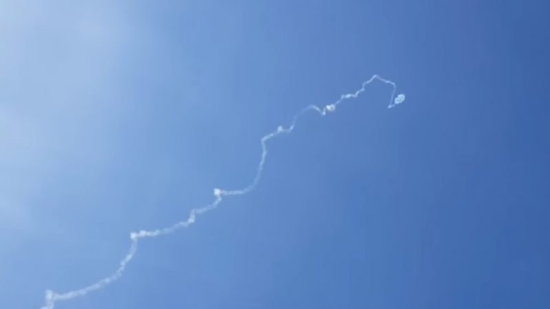 韩自产天弓导弹 无故发射半空自爆