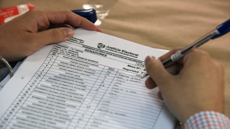 美現代史上最全面違憲法案 民主黨允許非公民註冊投票