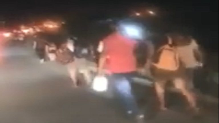 厄瓜多發生6.2強震 民眾摸黑往山上避難