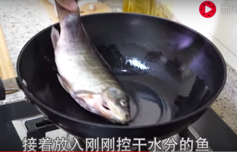 吃了20多年魚才知道，這樣煎魚不粘鍋，不掉皮，這個方法太簡單了