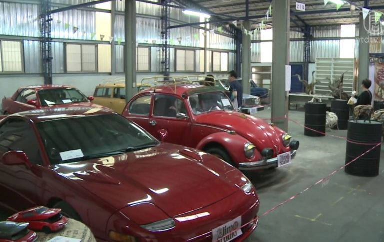 老車車聚 各式老車盡顯過往風華