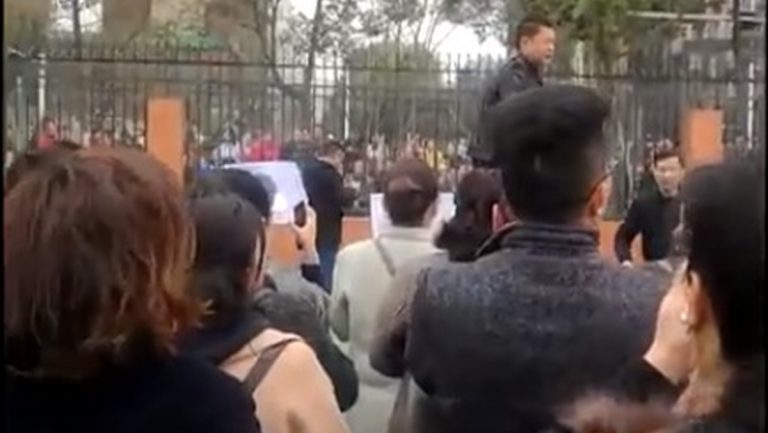 【熱點互動】霉變食品事件鬧爆兩會 中共如何維穩？