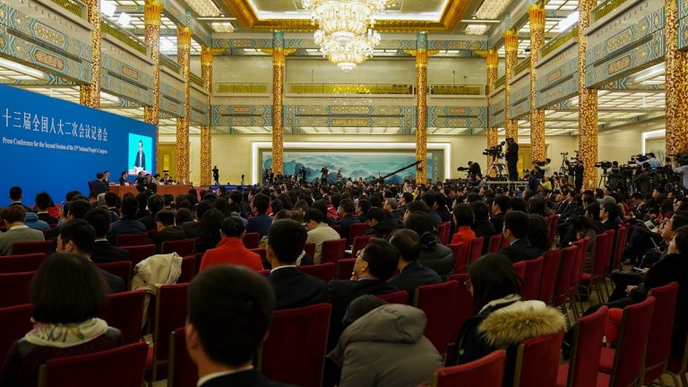 爆笑政治段子：中共兩會總理答記者問