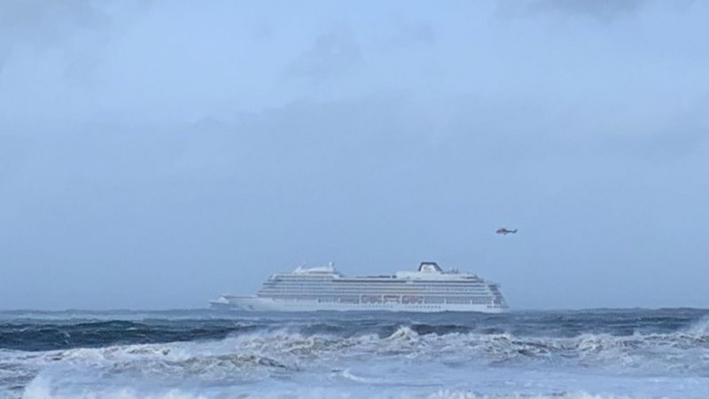 载1373人邮轮困挪威外海  风急浪高舱内险象环生