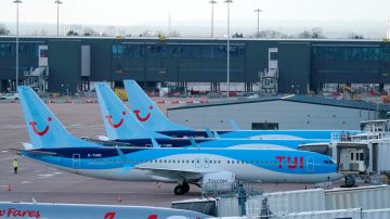 欧盟下令禁波音737 MAX 8入领空  波音股价暴跌