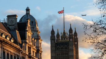 英国脱欧进入关键周 国会连3天进行表决之战