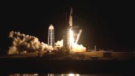 SpaceX龙飞船发射成功 美太空史里程碑