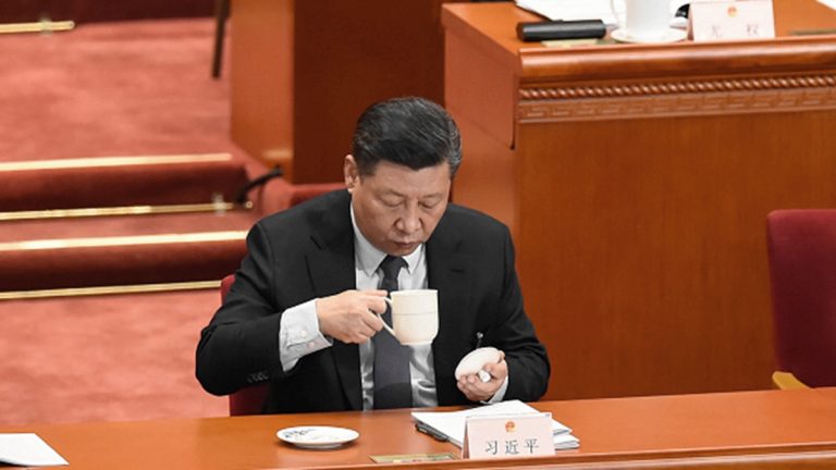 不只防下毒？外媒析習近平茶杯裡的秘密
