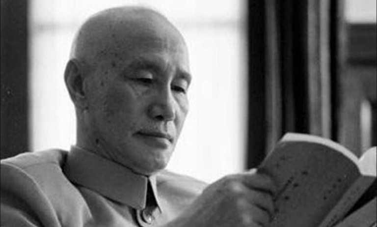 蔣介石逝世於清明 為何浮棺44年都未下葬