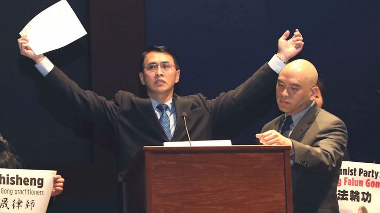 秘攝錄像揭迫害手段 法輪功學員籲國際行動