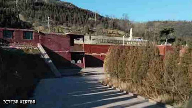 中國千年古寺遭強拆 18米巨型佛像被毀
