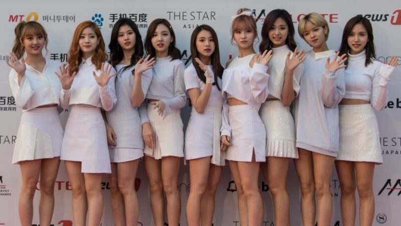 TWICE迷你七輯首週銷量破15萬 韓女團新紀錄