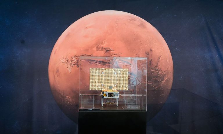 傾聽火星「心跳」 洞察號偵測微弱地震