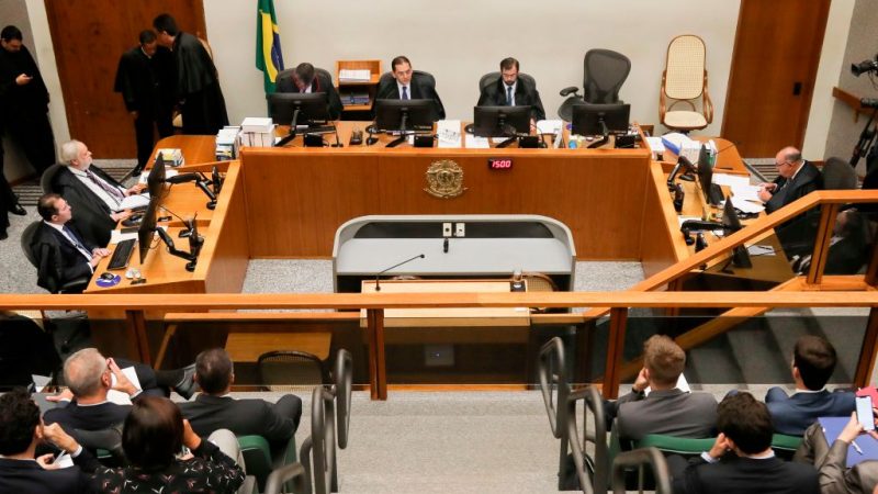直播裁决 巴西前总统鲁拉收贿减判至8年10个月