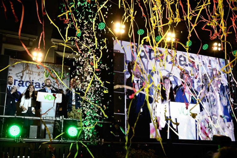 西班牙大選 投票率75% 5大黨派瓜分選票