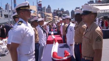 95歲老兵憶當年 無畏號航母上紀念國殤日