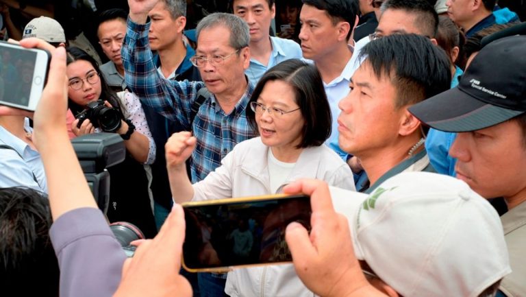 【石濤評述】為因應美中貿易衝突 台灣制定經濟和防務策略（下）