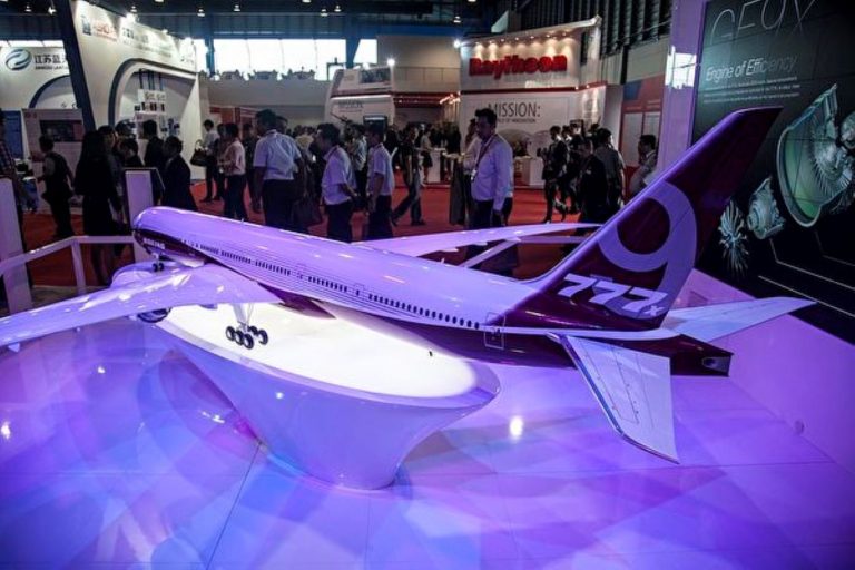 波音777X新機翼亮相 翼尖可折疊成首例