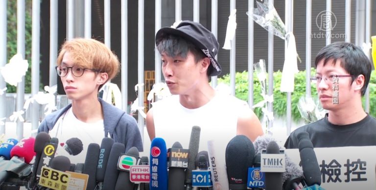 香港政府總部恢復平靜 26日再集會
