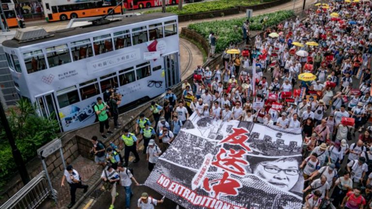 香港遊行示威持續延燒 廣東也開始了
